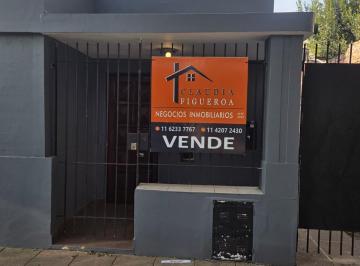 Casa de 3 ambientes, Morón · Casa de 3 Ambientes con Cochera en Morón