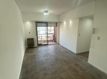 Departamento de 3 ambientes, Morón · ¡Hermoso Departamento 3 Ambientes en El Corazón de Morón Centro!