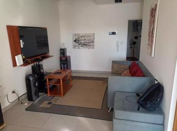 Departamento de 2 ambientes, General San Martín · 2 Ambientes con Terraza Propia y Parrilla