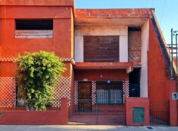 Casa de 5 ambientes, La Matanza · Casa 5 Amb. C/ Cochera - Venta - Ramos Mejia