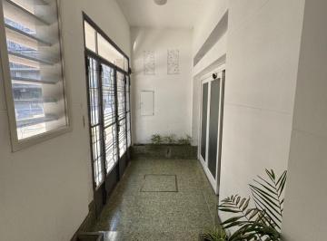 Terreno · 176m² · 3 Dormitorios · 1 Cochera · Propiedad Para Constructora Moreno 1300