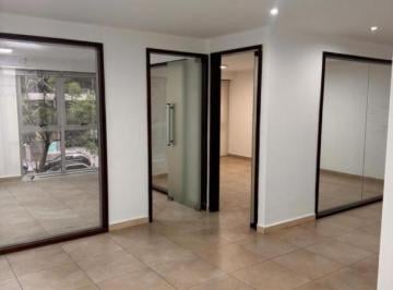 Oficina comercial · 200m² · 8 Ambientes · 2 Cocheras · Oficina en Alquiler en Nueva Córdoba - 250 m²