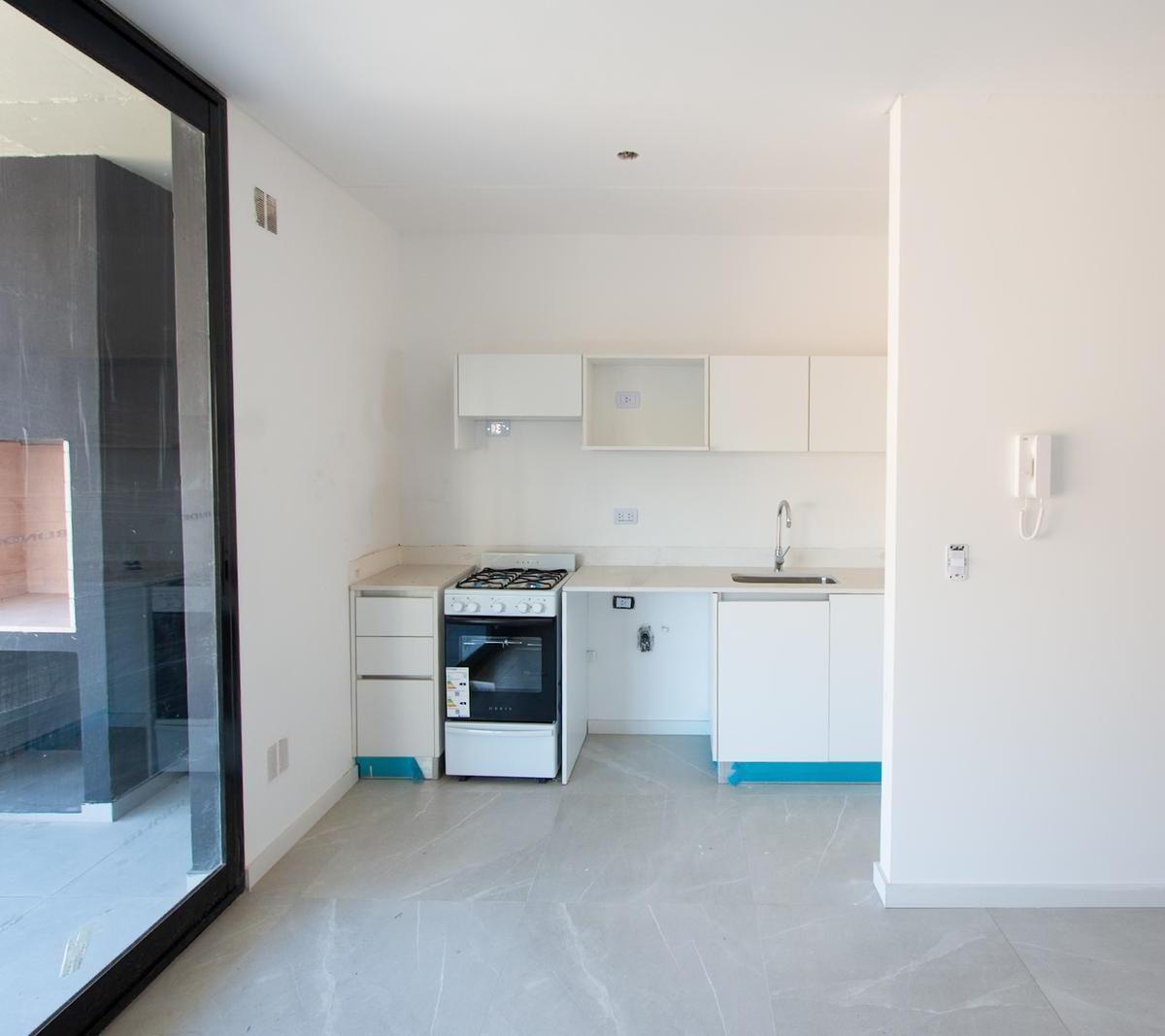 Caseros 2400 3°A
