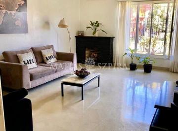 MSB-MS2-8778_2 · Casa Refaccionada a Nuevo con Parque Excelente Ubicación