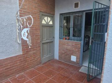 PH de 5 ambientes, Rosario · PH de 95 m² con 2 Dorm. en Venta, Centro