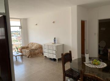 Departamento · 90m² · 4 Ambientes · Depto en Centro de Cordoba! Dos Dormi, Dos Baños!