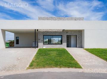 Casa · 170m² · 4 Ambientes · 2 Cocheras · Casa en Venta Barrio Aluen Ezeiza