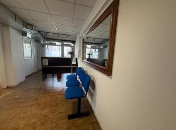 Oficina comercial · 90m² · Venta de Oficina en Pleno Centro de Neuquen
