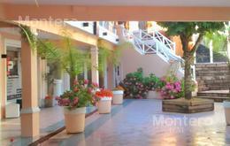 Local comercial · 102m² · Local en Cariló Oportunidad Imperdible