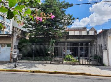 Casa · 365m² · 6 Ambientes · 1 Cochera · Casa en Venta San Justo Centro