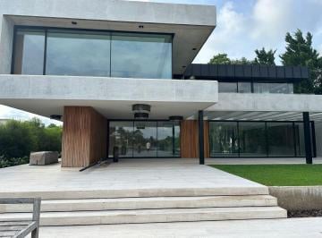 Casa · 700m² · 6 Ambientes · Casa 4 Dorm. en Los Castores, Nordelta - Premium