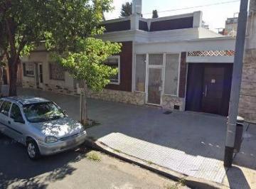 Terreno de 7 ambientes, Monte Castro · 3 PH en Block Sobre Lote 8,66 X 36