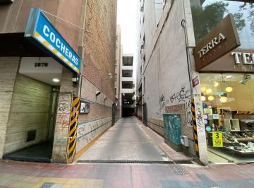 Garage , Ciudad de Mendoza · Cochera Doble en Venta 9 de Julio Casi Peatonal