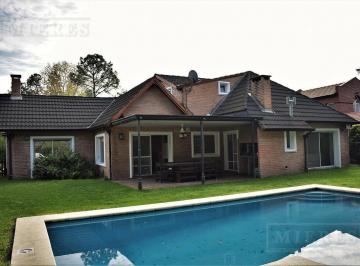 Casa · 250m² · 6 Ambientes · Casa en Pilar del Lago
