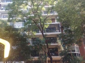 EDIFICIO · Excelente y Luminoso Dpto en Recoleta. Cochera. Serv Centrales
