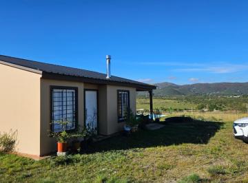 Casa de 5 ambientes, La Cumbre · Casa Autosustentable Amoblada en La Cumbre