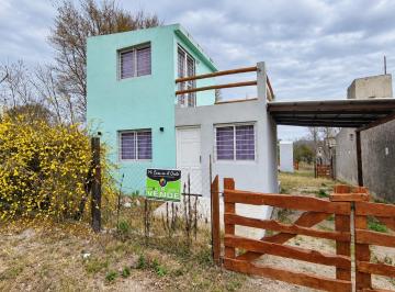 Casa · 73m² · 4 Ambientes · 2 Cocheras · Vendo 2 Casas Independientes Al Valor de 1. Oportunidad! Villa Giardino - Sierras de Córdoba