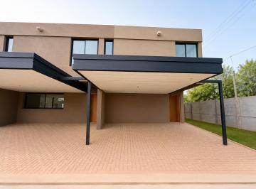PH · 160m² · 5 Ambientes · 2 Cocheras · Duplex 3 Dorm. Housing con Seguridad Zona Sur