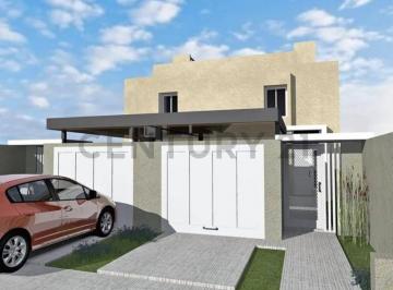 Casa · 116m² · 4 Ambientes · 1 Cochera · Se Vende en Rafaela, Barrio Pizzurno