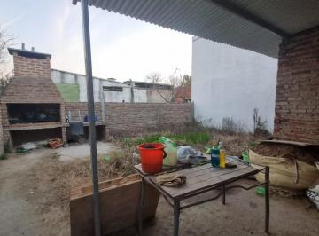 Casa · 80m² · 2 Dormitorios · Casa en Barrio Los Hornos - Santa Fe