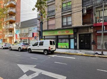 Local comercial · 84m² · Alquiler Local San Martin Centro a m del Municipio.