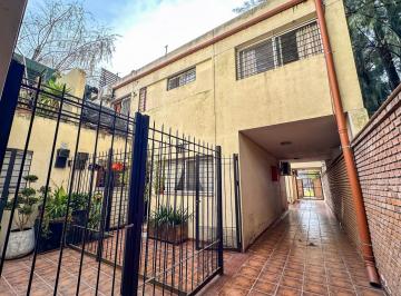 Casa · 66m² · 4 Ambientes · 1 Cochera · Venta Casa Dos Dorm. en Fisherton.