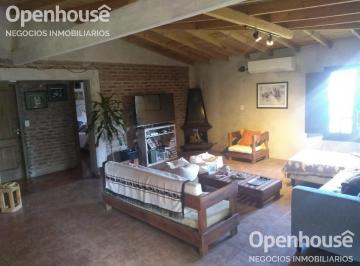 Casa · 183m² · 6 Ambientes · 2 Cocheras · Alquiler de Excelente Casa en Barrio Pellegrini - Villa Rosa