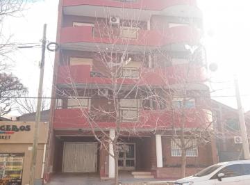 Departamento · 50m² · 3 Ambientes · 1 Cochera · Alquilo Departamento 1 Dormitorio - Balcon - Garaje - Santa Maria 340 - Neuquén Capital