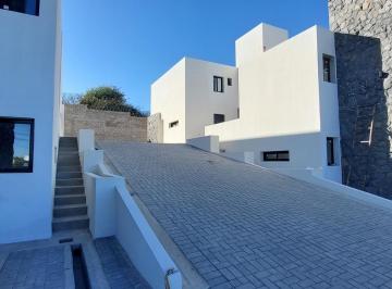 Casa · 97m² · 3 Ambientes · 1 Cochera · Housing en Cuesta Colorada - Duplex a Estrenar con La Mejores Vistas - a m Intercountry!