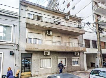 PH · 50m² · 3 Ambientes · PH 3 Amb. Alquiler - Patio en Ramos Mejia - Centro