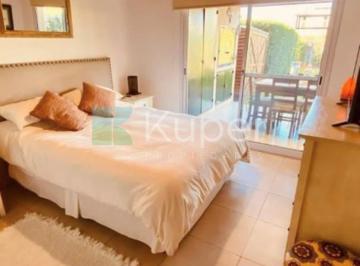 Casa · 1m² · Casa Dúplex en Venta en La Madrugada, Pilar, G. B. a. Zona Norte