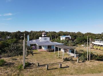 Casa · 200m² · 6 Ambientes · Venta Casa Frente Al Mar Punta del Este