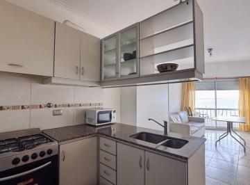 Departamento · 33m² · 2 Ambientes · 1 Cochera · Venta Dpto 2 Amb Reciclado C/cochera Frente Al Mar