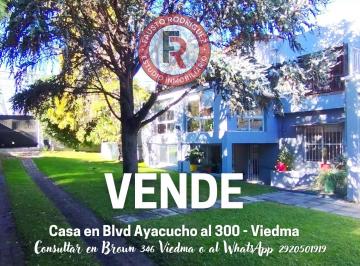 Casa · 270m² · 6 Ambientes · 2 Cocheras · Casa - Viedma