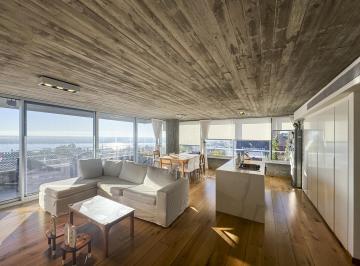 Departamento · 182m² · 5 Ambientes · 1 Cochera · Departamento de 3 Dorm. con Cochera, Amenities y Vista Al Río en Costavia I