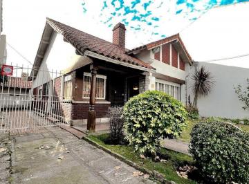PH · 154m² · 5 Ambientes · Venta Casa Estilo PH en Chauvin 5 Ambientes