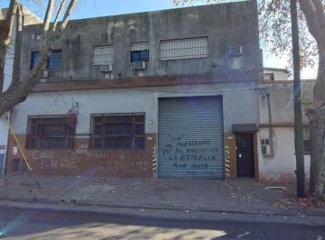 Bodega-Galpón · 400m² · Galpon/ Deposito en Alquiler Munro