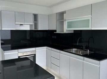 Casa · 154m² · 6 Ambientes · 2 Cocheras · Casa en Alquiler - La Rinconada - Ibarlucea - Barrio Privado