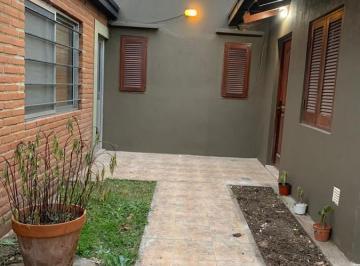 Casa · 177m² · 4 Dormitorios · 1 Cochera · Casa - City Bell