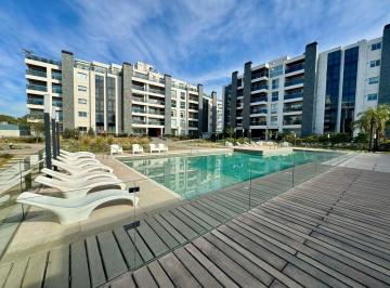 Departamento · 80m² · 3 Ambientes · 1 Cochera · Departamento en Alquiler de 2 Dorm. con Cochera - Mediland Village, Barrio Urca