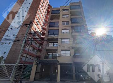 Departamento · 68m² · 3 Ambientes · Departamento - S. Fer. - Vias/centro