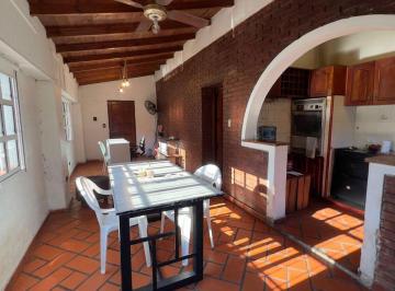 Casa · 71m² · 4 Ambientes · 1 Cochera · Casa Quinta 4 Ambientes Pileta Cochera Parque