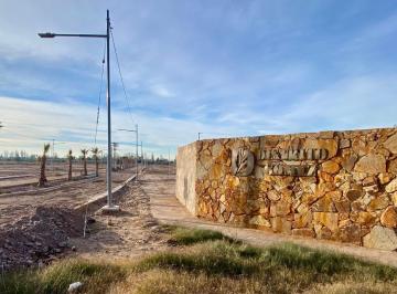 Terreno · 300m² · Terreno en Carril Gómez y Urquiza, Coquimbito