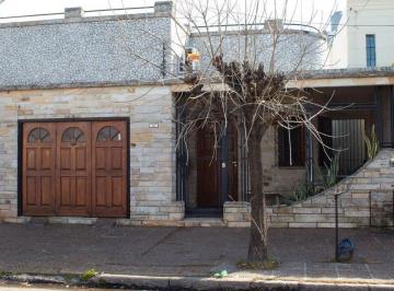 Casa · 85m² · 5 Ambientes · Alquiler de Casa en Ramos Mejía Sur