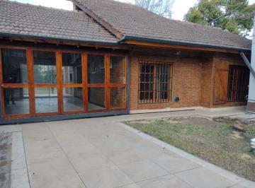 Frente · Comoda Casa en Alquiler