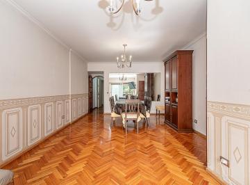 Departamento · 105m² · 4 Ambientes · 1 Cochera · Venta Departamento 4 Ambientes + Cochera - Recoleta