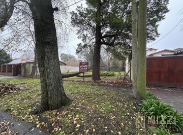 Terreno · 649m² · Lote de 15 X 43 en Las Farolas / Parque Luro