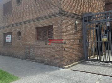 Departamento · 60m² · 2 Dormitorios · Oportunidad Inversionionistas 2 Dorm. + Cochera.