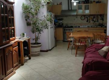 Bodega-Galpón · 287m² · 4 Ambientes · 2 Cocheras · Casa - Gerli