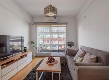 Departamento · 42m² · 2 Ambientes · 1 Cochera · Alquiler Dto2 Amb Balcón P. Patricios C/ Cochera